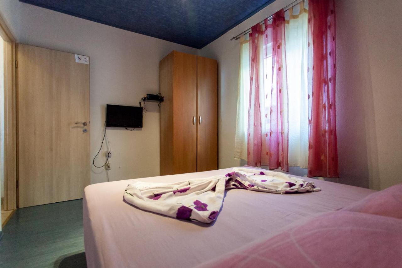 Apartman J & K Podstrana Exteriör bild