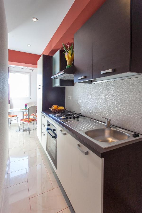 Apartman J & K Podstrana Exteriör bild